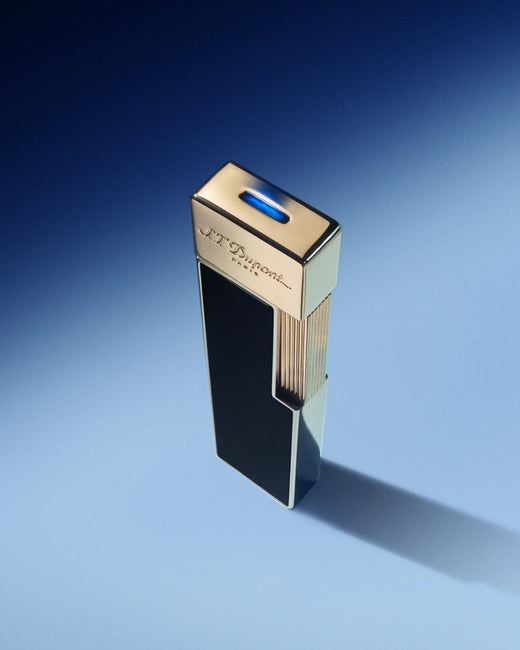 Ligne line 2 Bright blue/ Guilloche lacquer under lacquer/ pink gold -  luxury lighters | S.T. DUPONT –