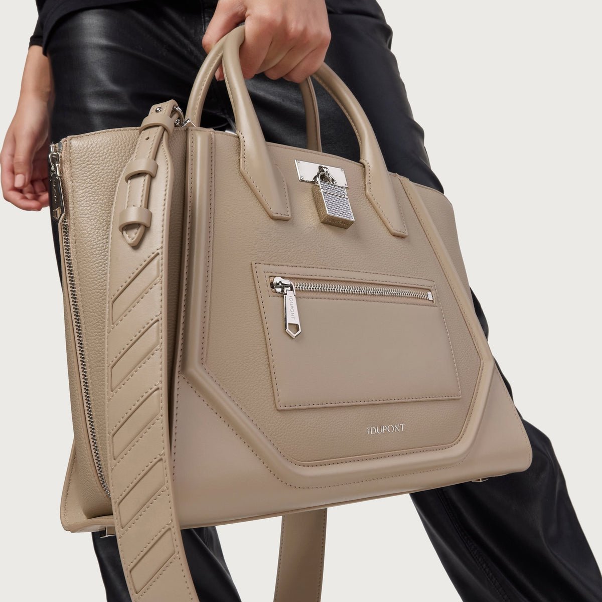 Medium CollectionFW2425 color_beige corporate25 3 - S.T. DUPONT Europe