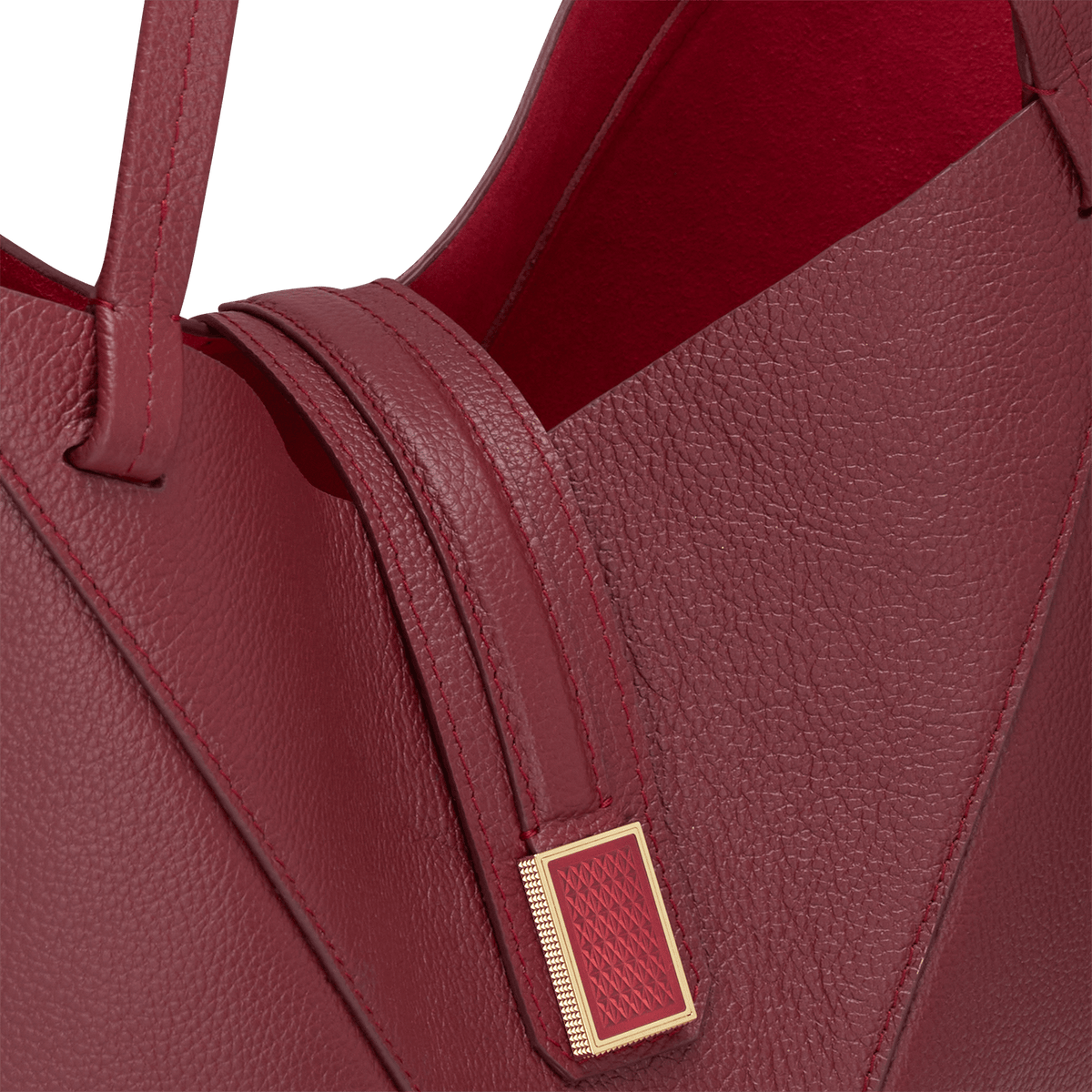 Tote color_burgundy fall - selection for - her 4 - S.T. DUPONT Europe