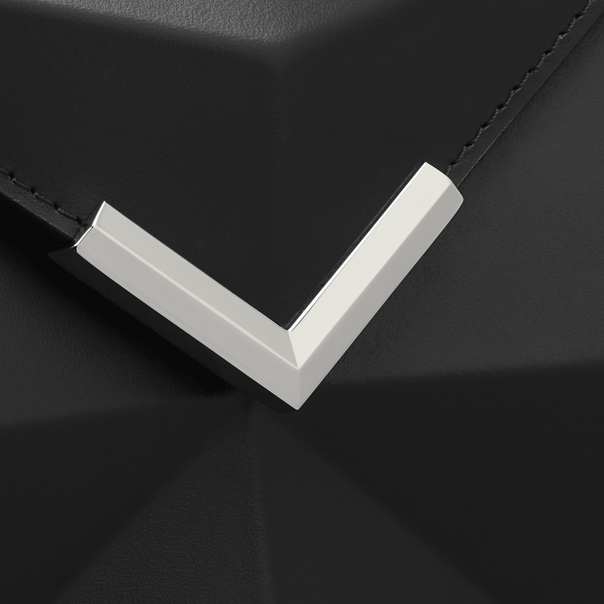 Small color_black corporate25 for - her 6 - S.T. DUPONT Europe