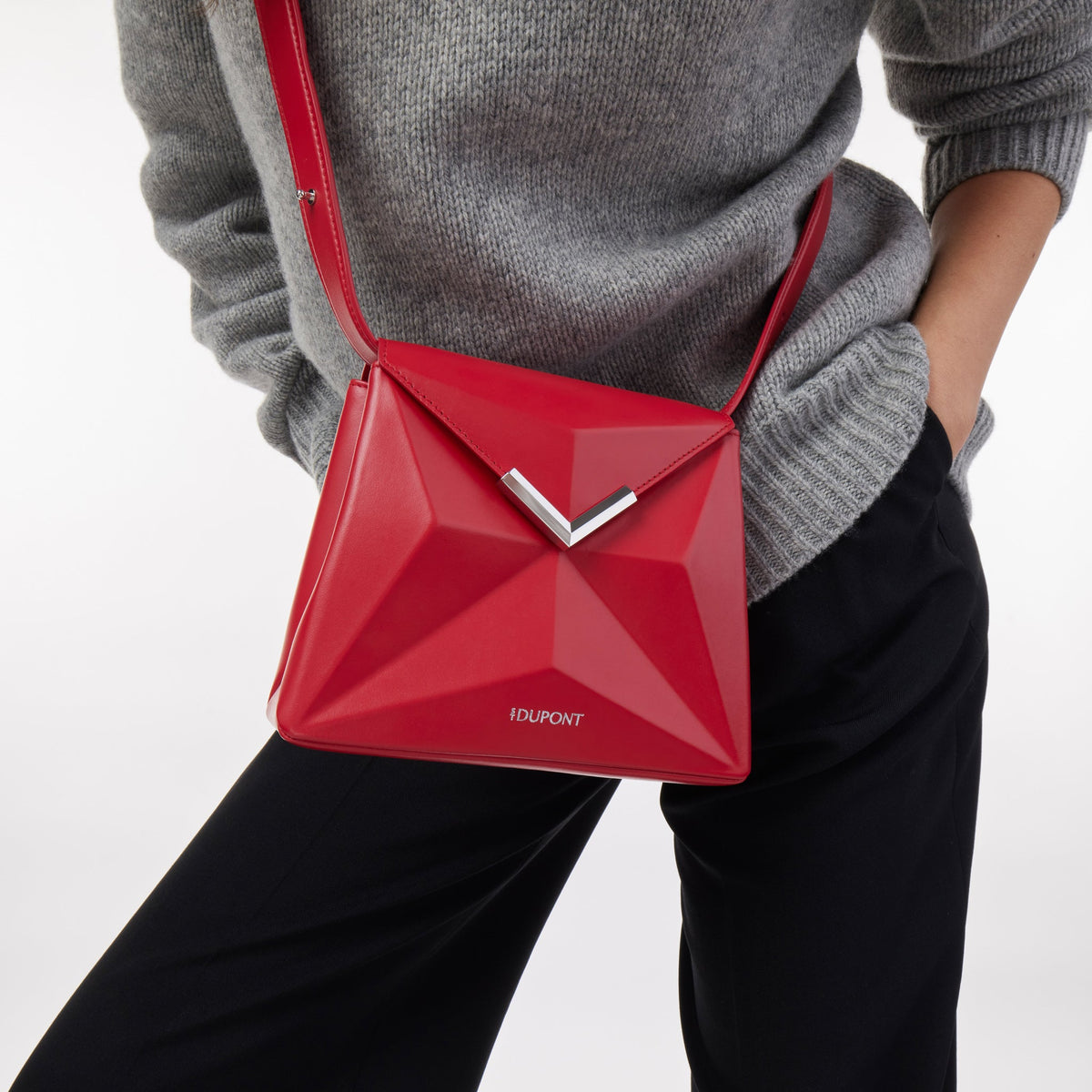 Small color_red corporate25 fall - selection 3 - S.T. DUPONT Europe