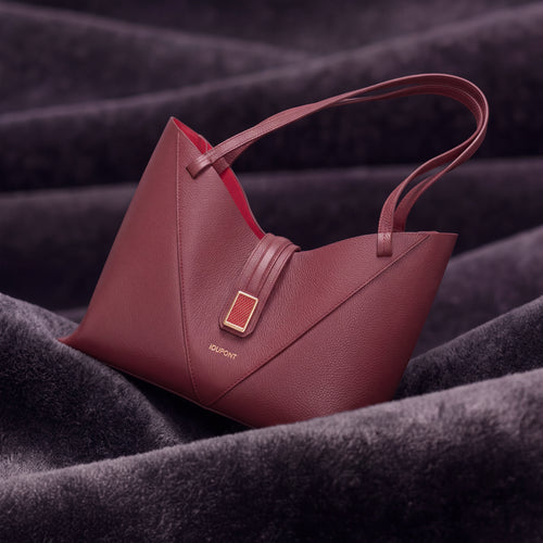 Women's leather goods