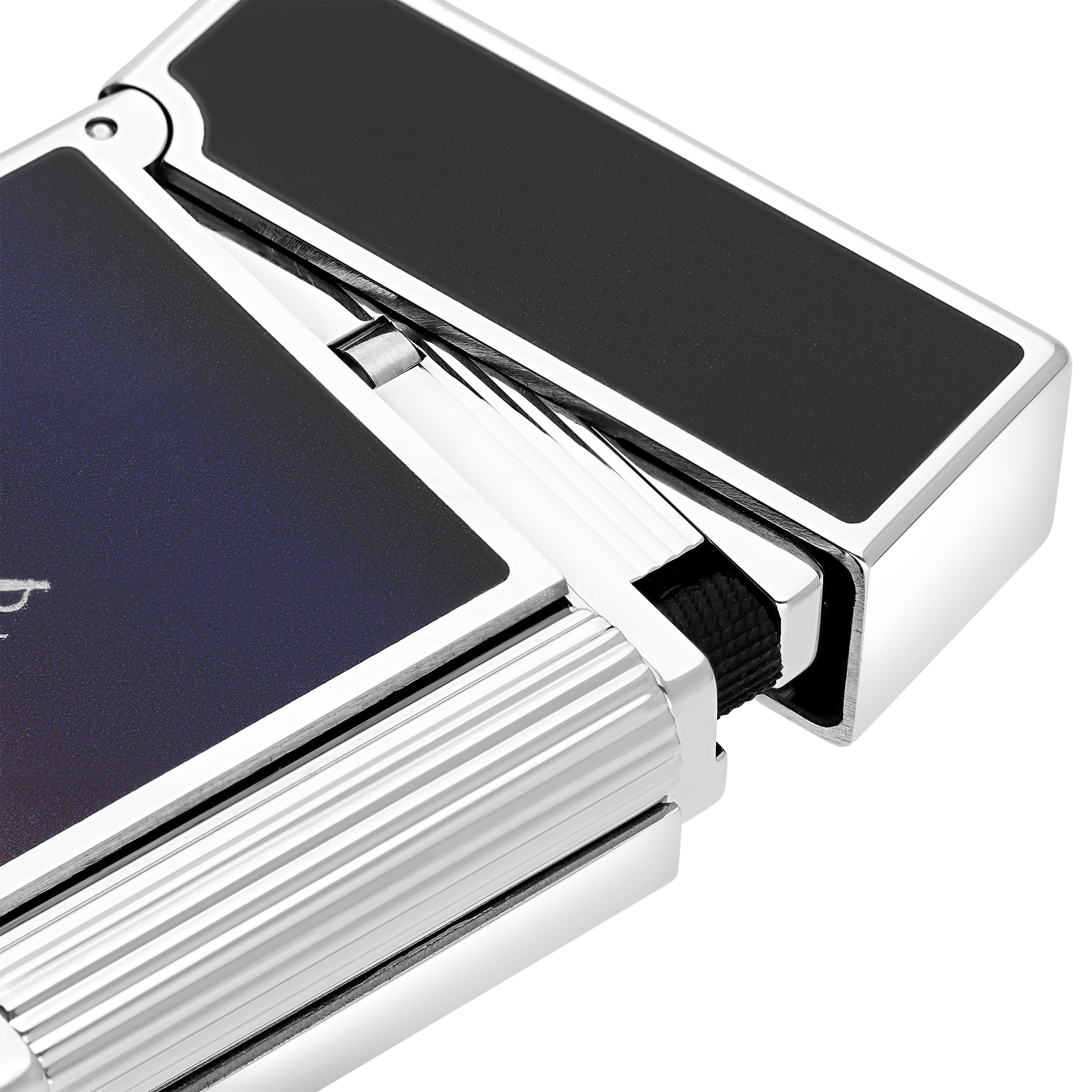 Lacquered lighter